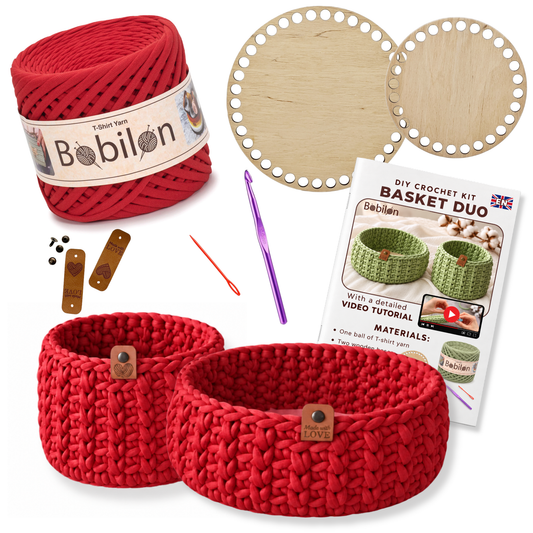 Crochet basket kit with 2 wooden bottoms, Lady in Red