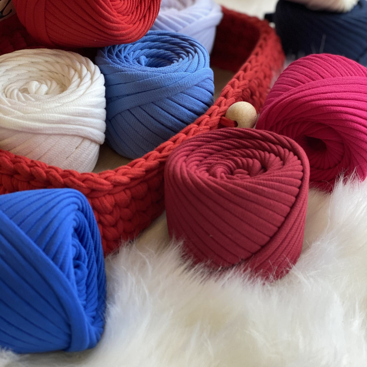 T-shirt yarn, Micro 3-5 mm, Burgundy