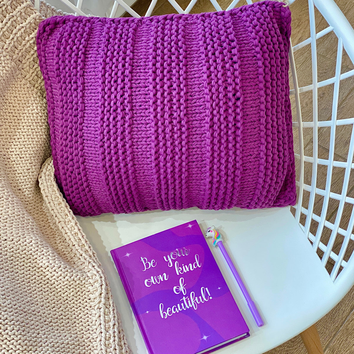T-shirt yarn, Medium 7-9 mm, Plum Pie