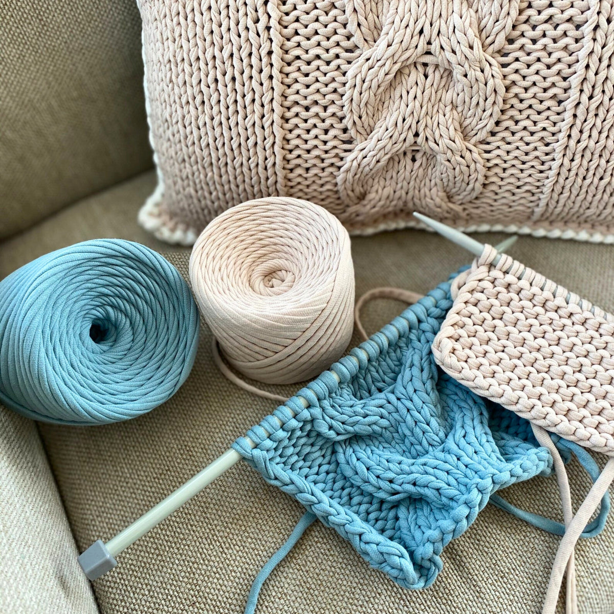 T-shirt yarn, Medium 7-9 mm, Smoky