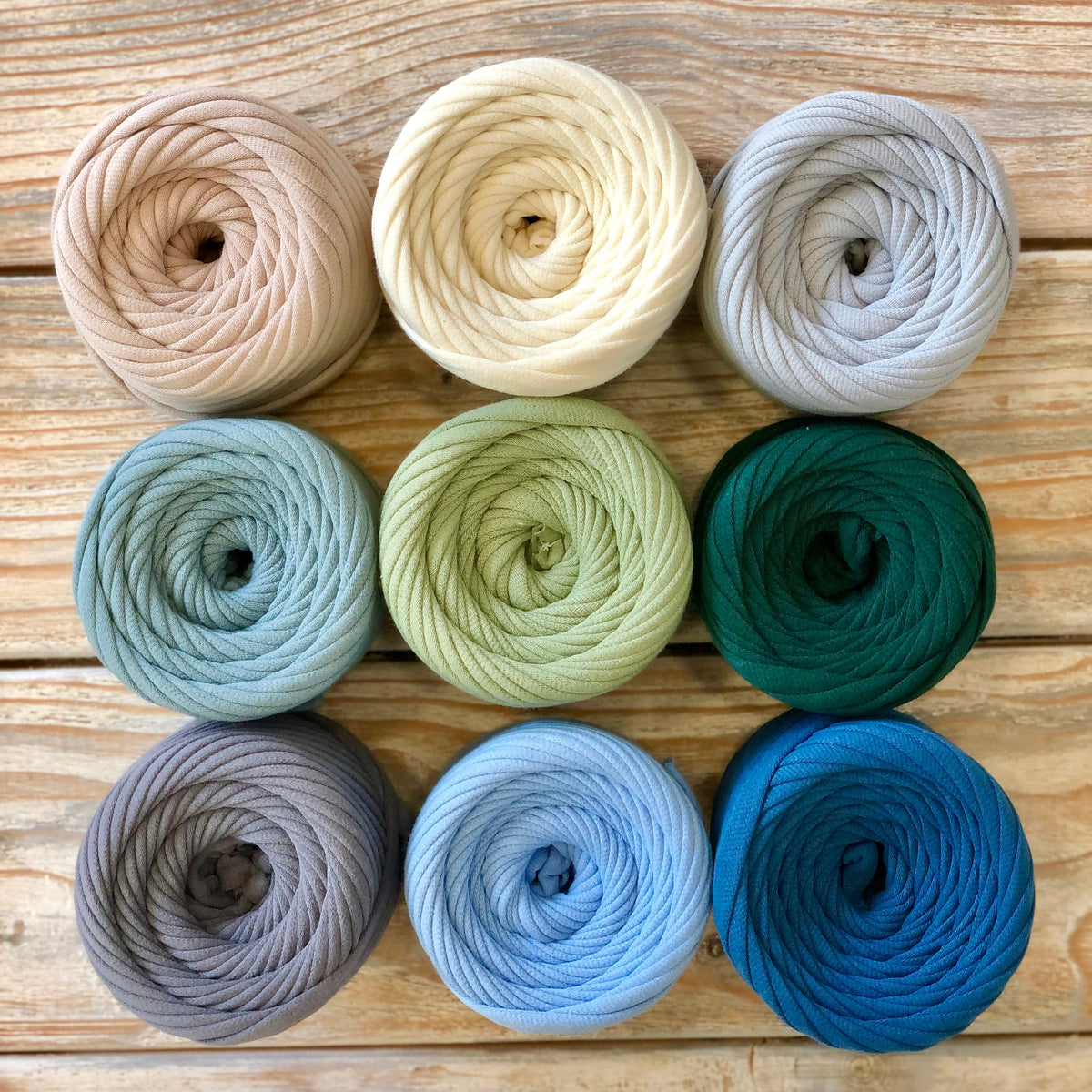 T-shirt yarn, Medium 7-9 mm, Ultramarine Green