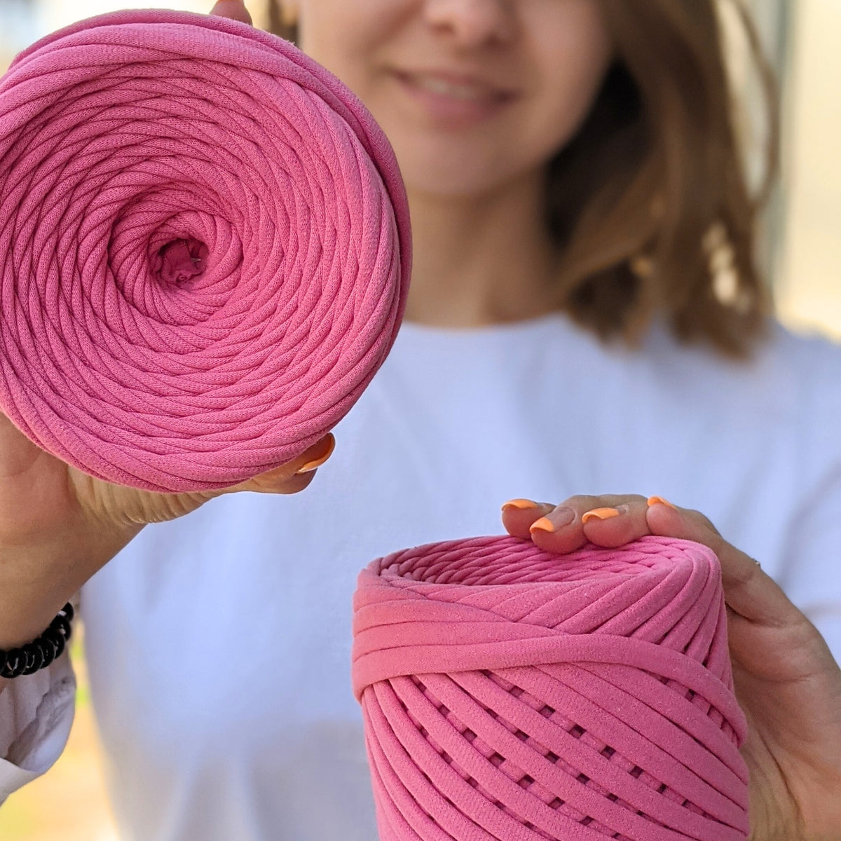 T-shirt yarn, Medium 7-9 mm, Flamingo