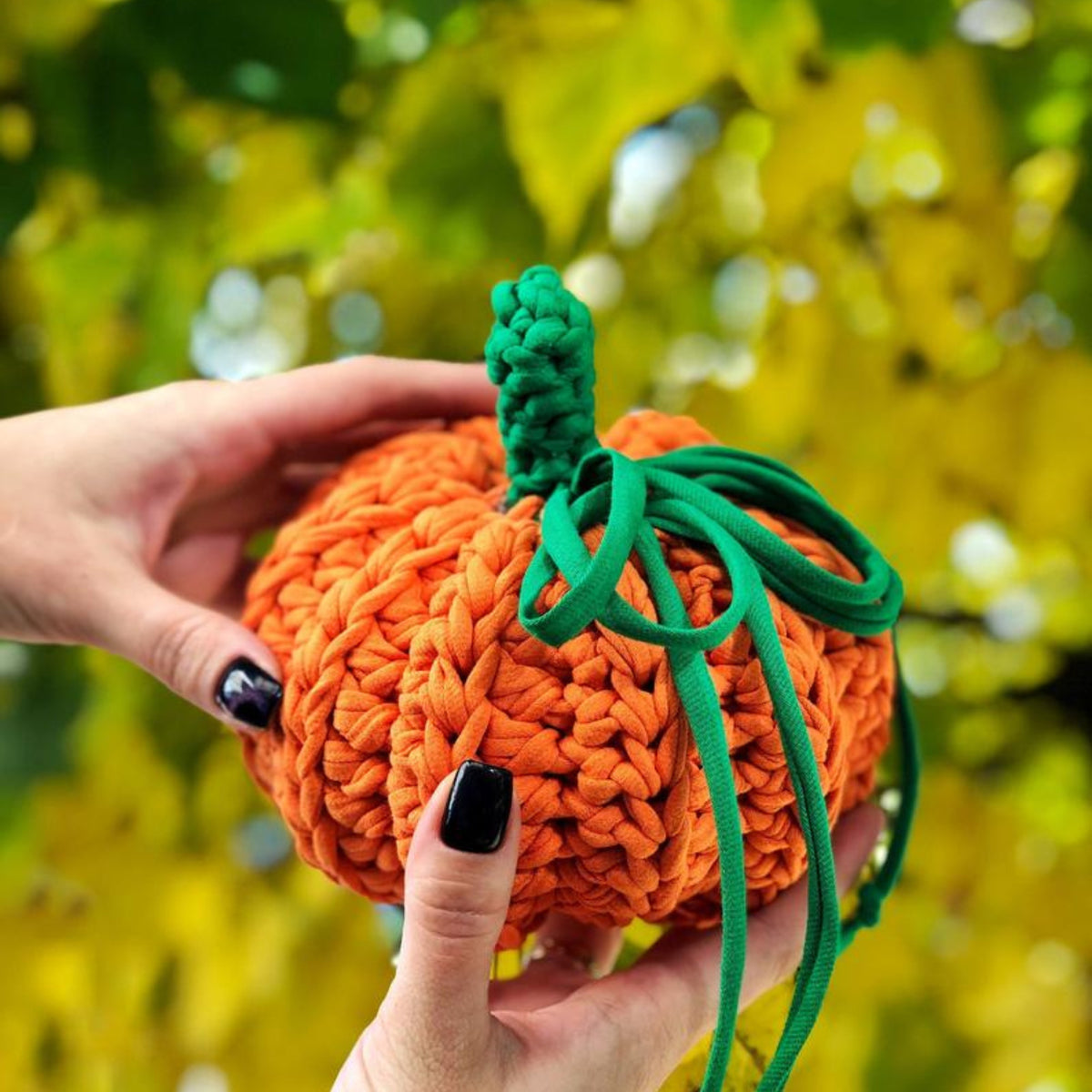 T-shirt yarn, Medium 7-9 mm, Orange