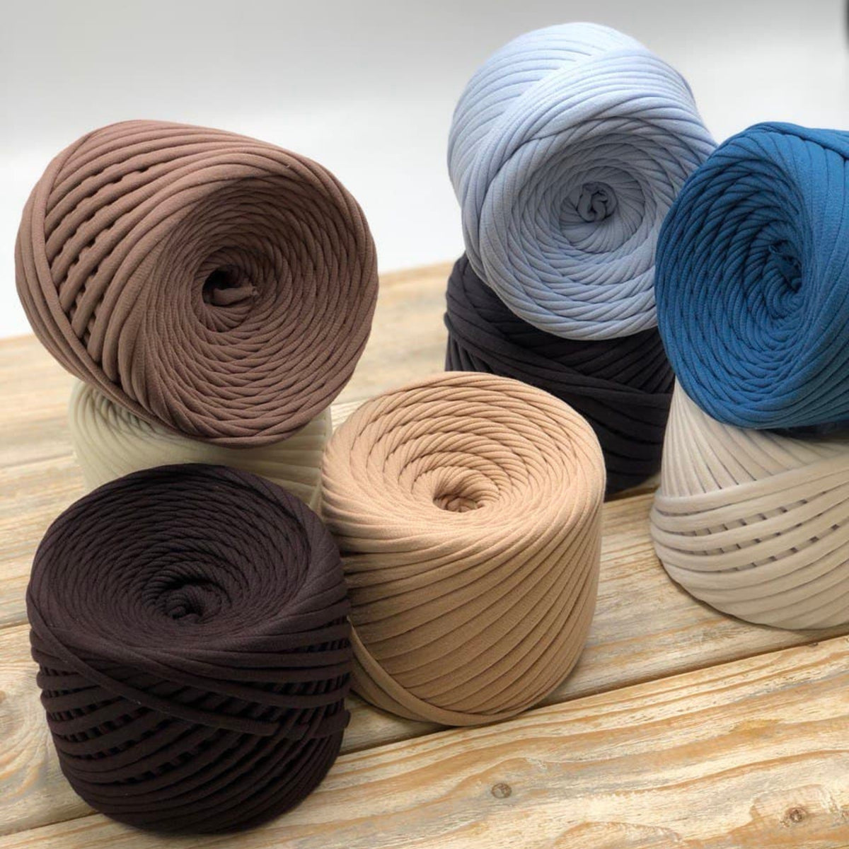 T-shirt yarn, Micro 3-5 mm, Hot Chocolate