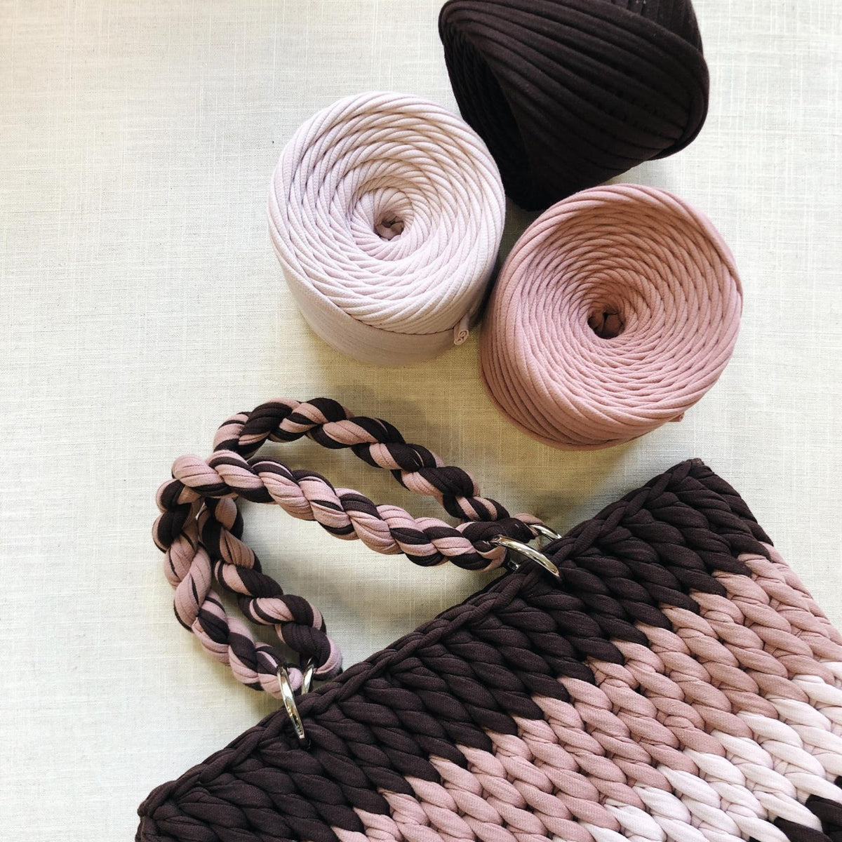 T-shirt yarn, Micro 3-5 mm, Hot Chocolate