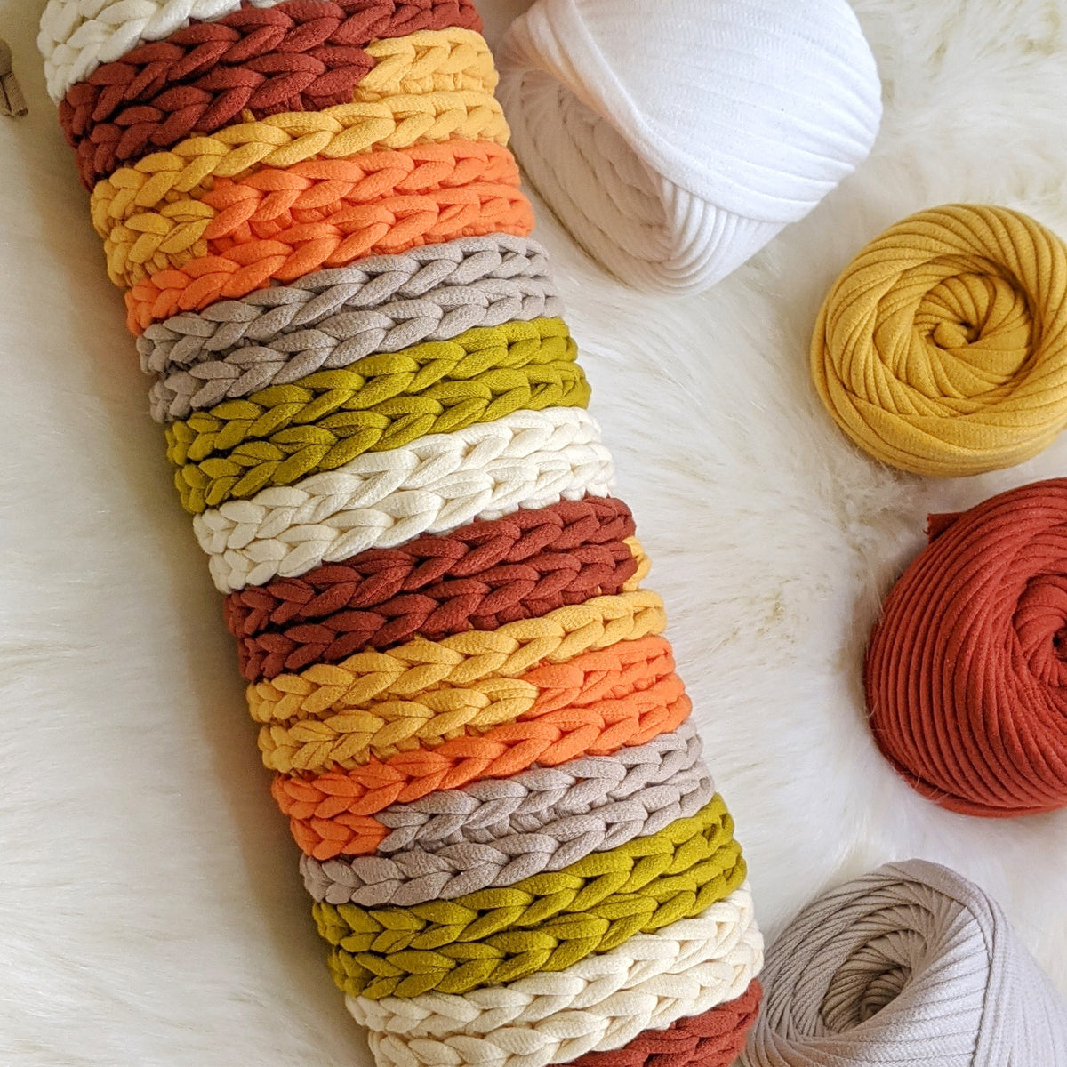 T-shirt yarn, Micro 3-5 mm, Canyon