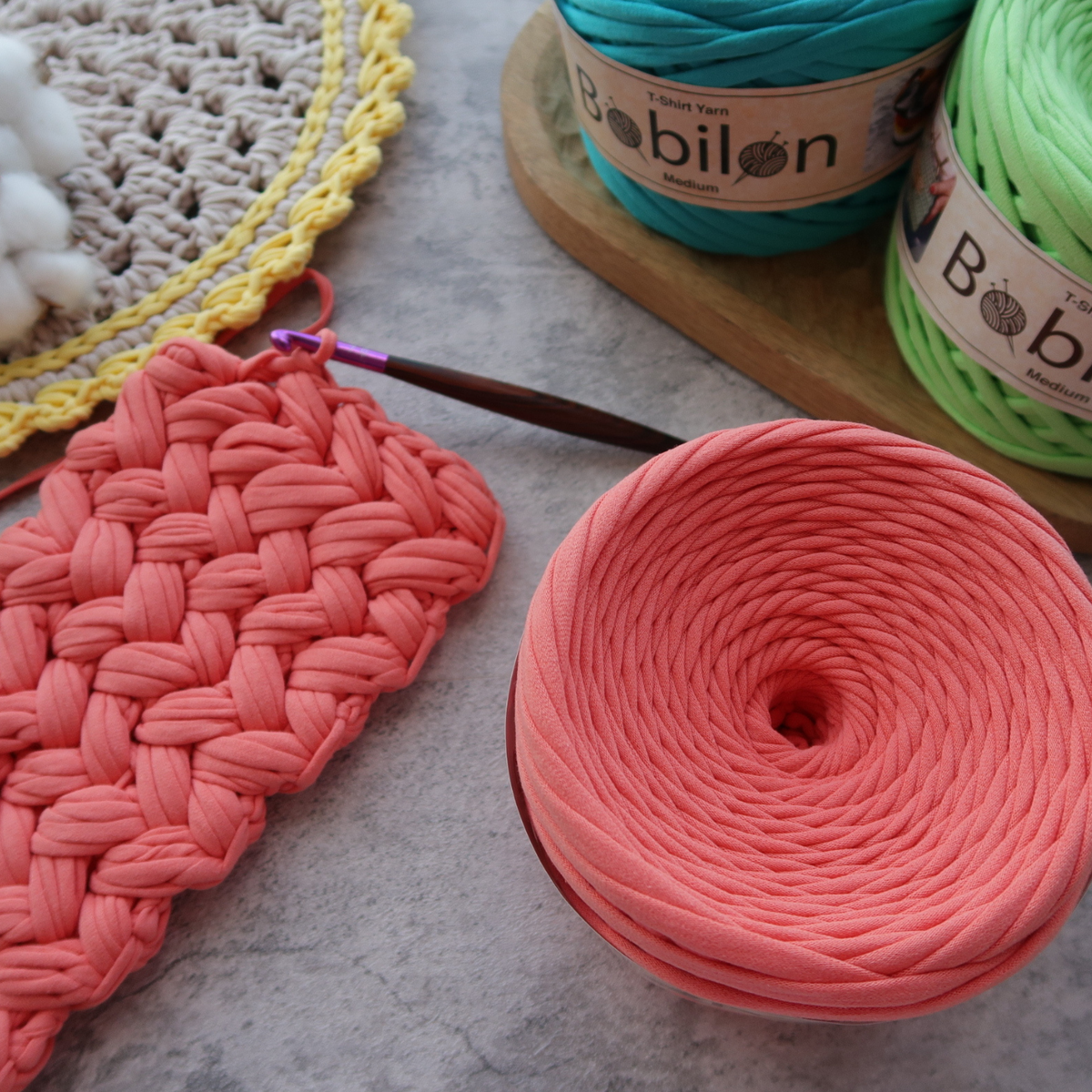 T-shirt yarn, Medium 7-9 mm, Apricot Crush