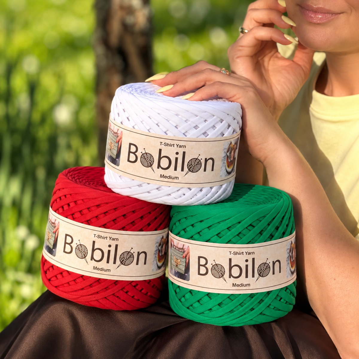 T-shirt yarn, Medium 7-9 mm, Lady in Red