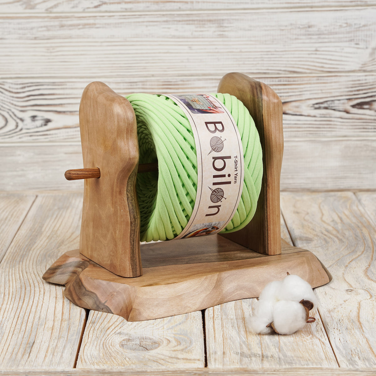 T-shirt yarn, Medium 7-9 mm, Neon